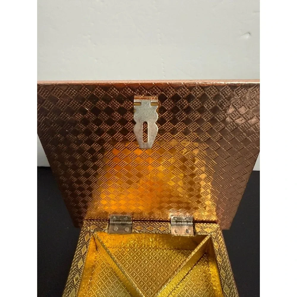 Ornate Square Metal Jewelry Box 4 Compartment Copper Gold Floral Medallion 6x6in